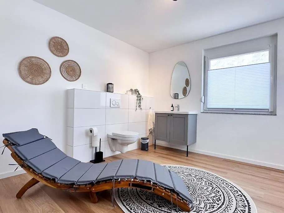 Appartio: Geraeumige, Moderne Ferienwohnung Fuer Gruppen/Familien Stuttgart