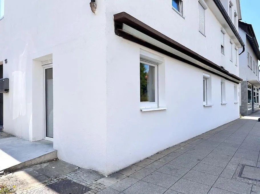 Appartio: Geraeumige, Moderne Ferienwohnung Fuer Gruppen/Familien Stuttgart Germany