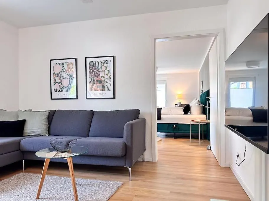 Appartio: Geraeumige, Moderne Ferienwohnung Fuer Gruppen/Familien Stuttgart Apartment