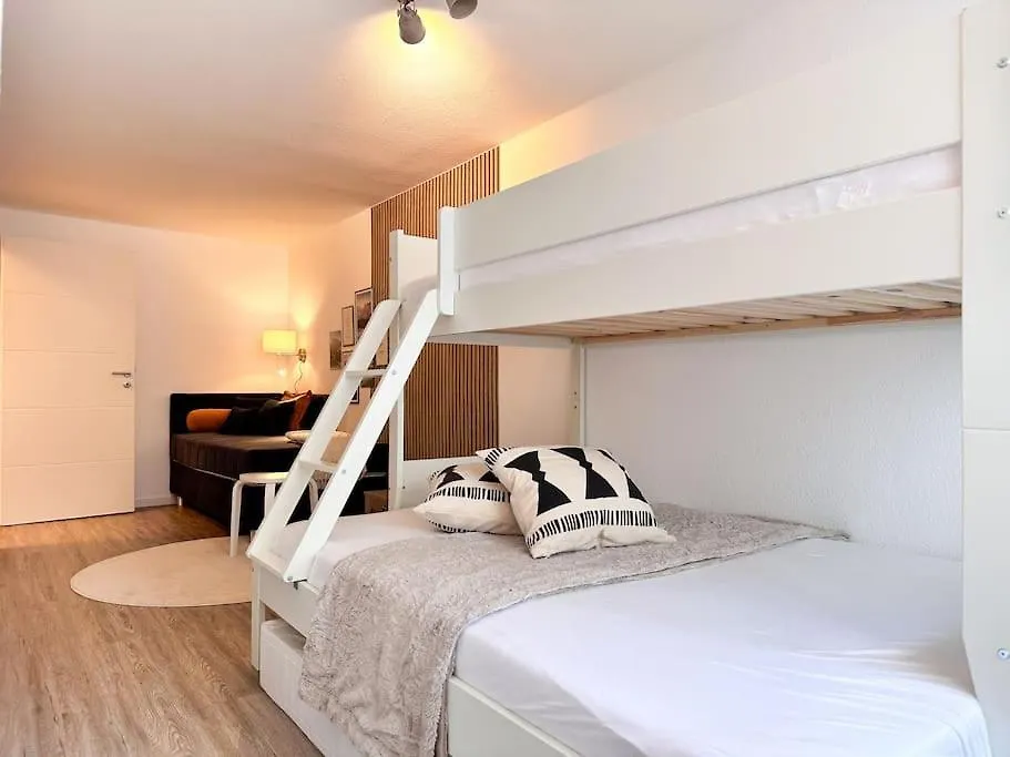 Appartio: Geraeumige, Moderne Ferienwohnung Fuer Gruppen/Familien Stuttgart